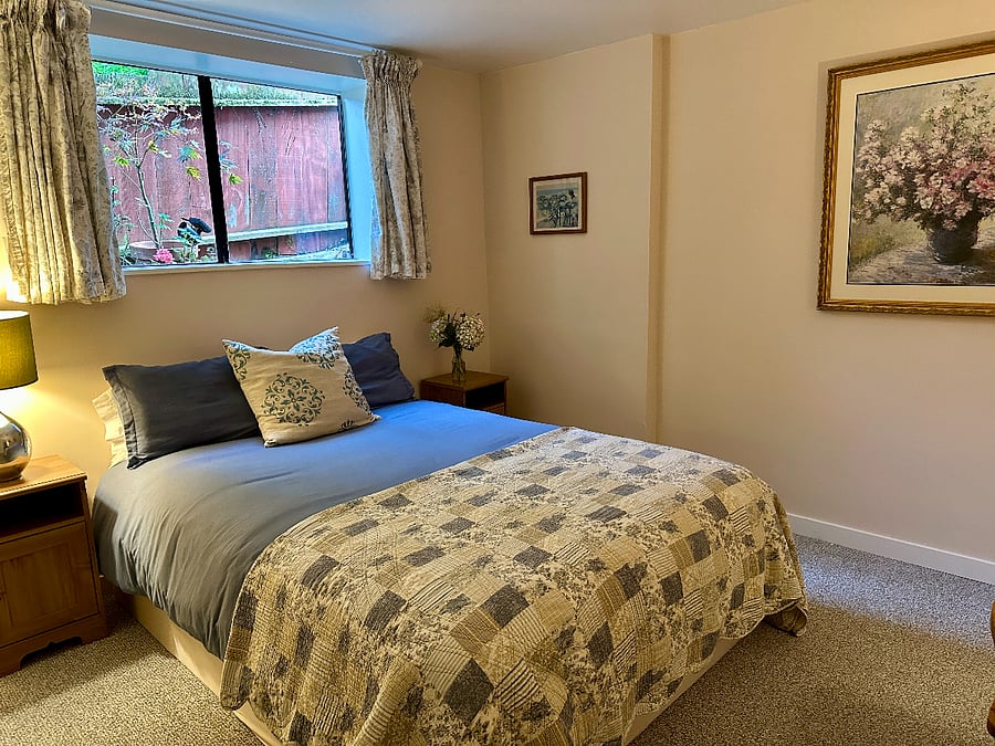 Furnished Finder property 880459_1 photo 15