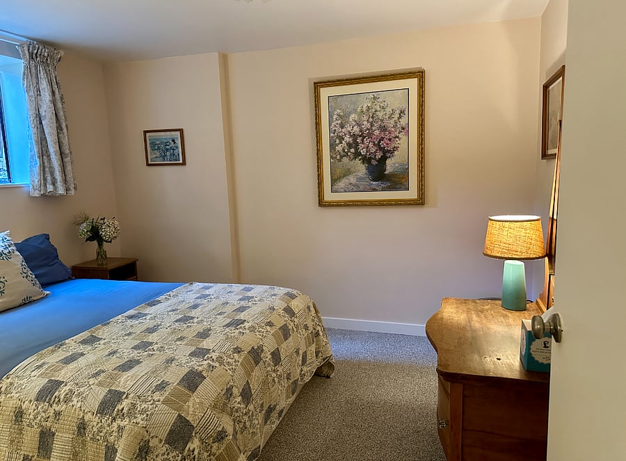 Furnished Finder property 880459_1 photo 16