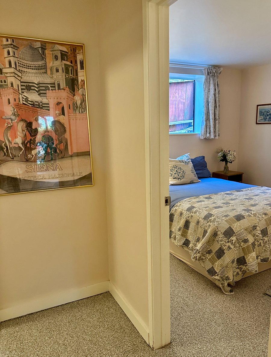 Furnished Finder property 880459_1 photo 13