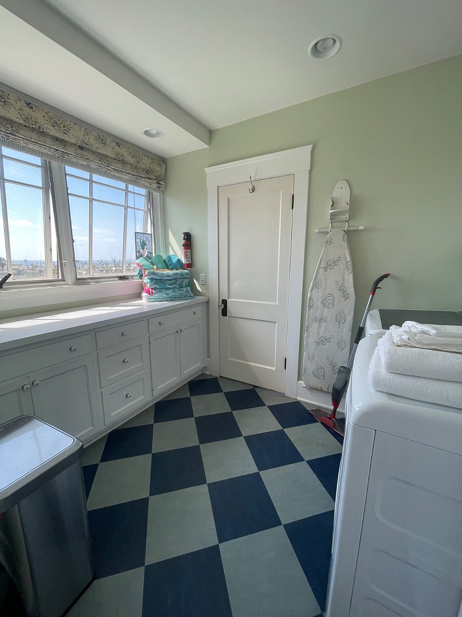 Furnished Finder property 880472_1 photo 49
