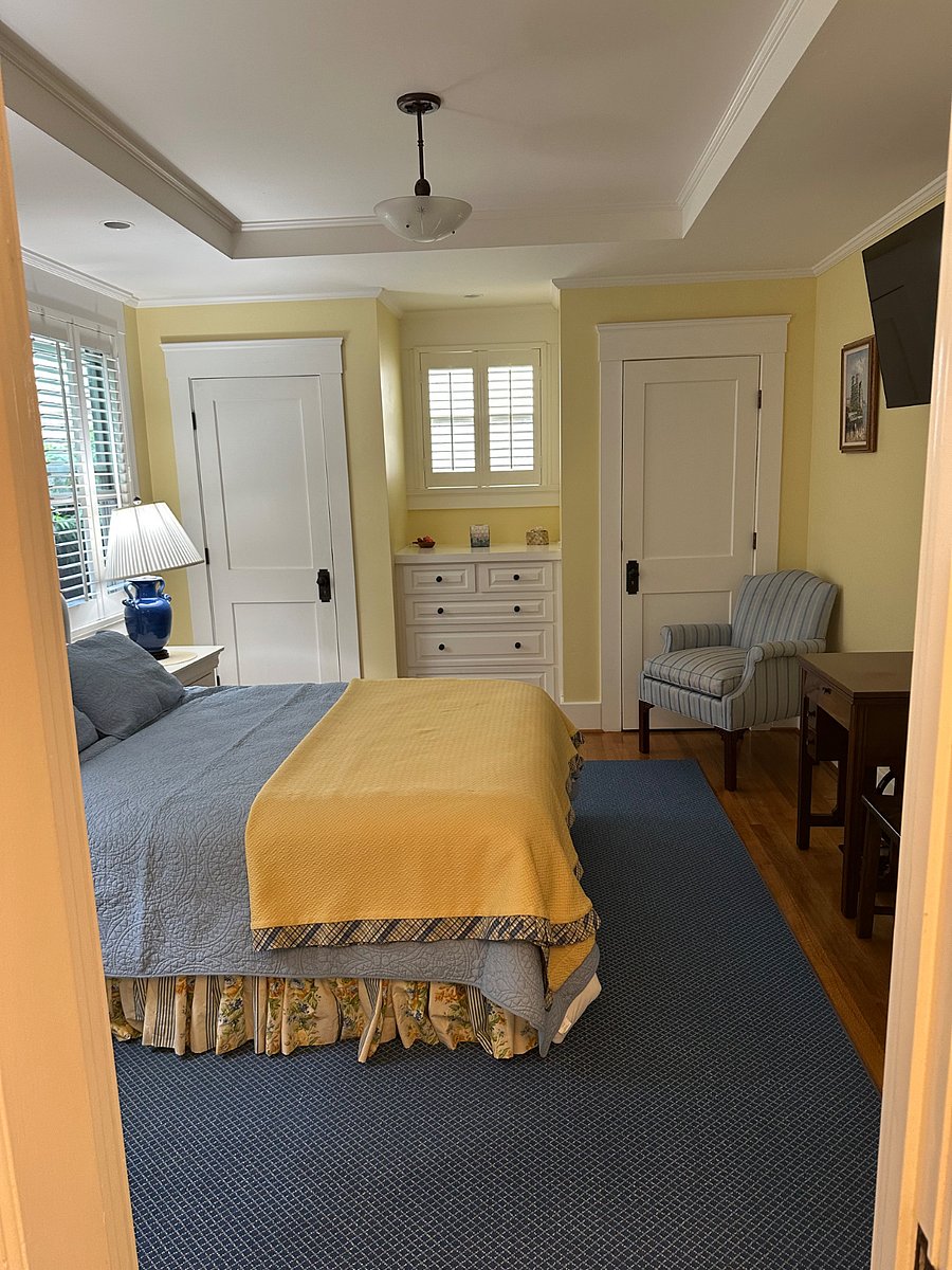 Furnished Finder property 880472_1 photo 67