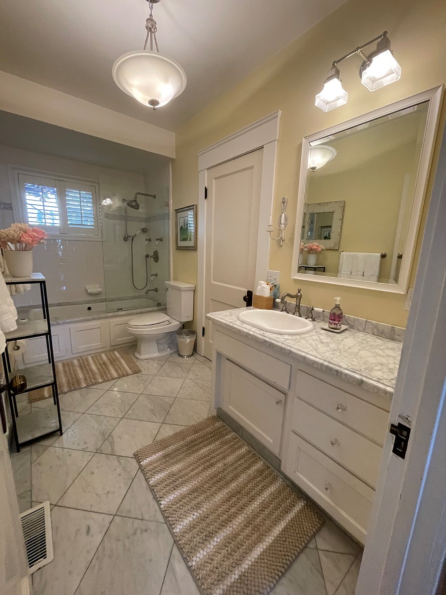 Furnished Finder property 880472_1 photo 71
