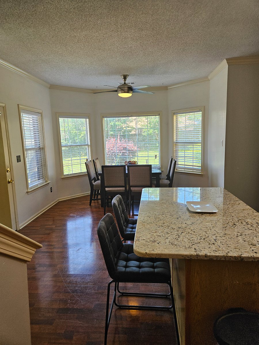Furnished Finder property 880473_1 photo 7