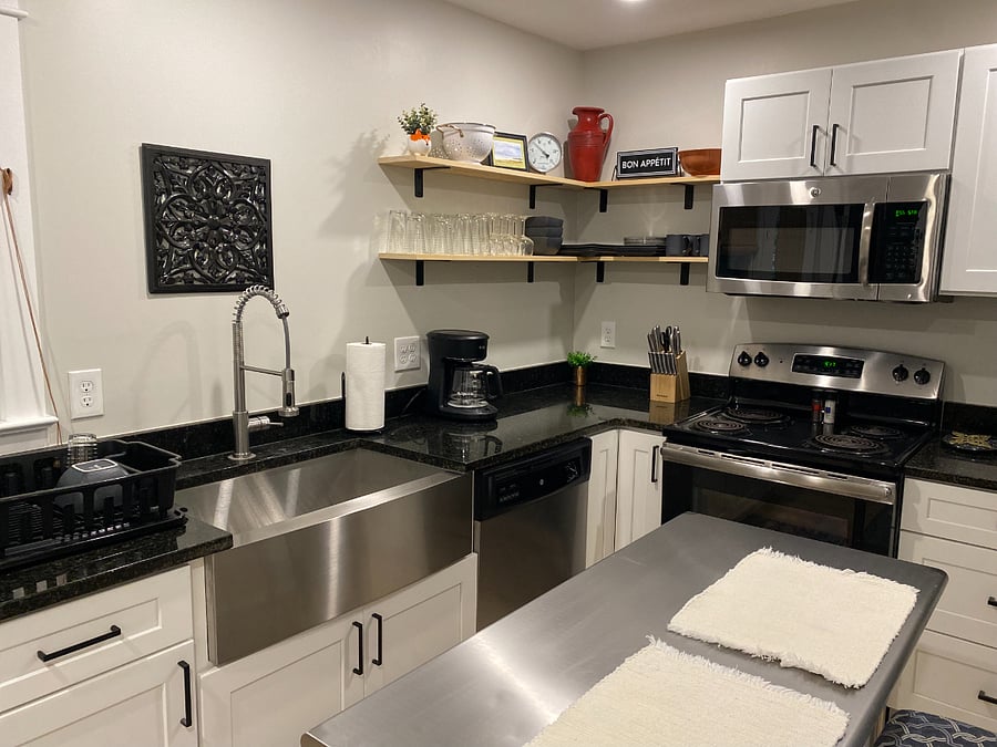 Furnished Finder property 880474_1 photo 3