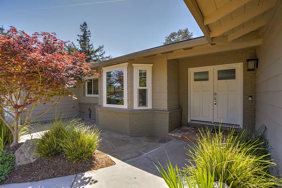 Furnished Finder property 880488_1 photo 28