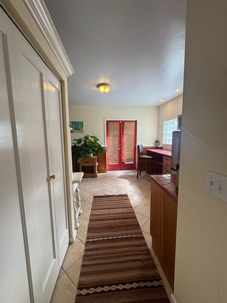 Furnished Finder property 880505_1 photo 7