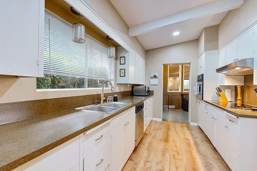 Furnished Finder property 880508_1 photo 8