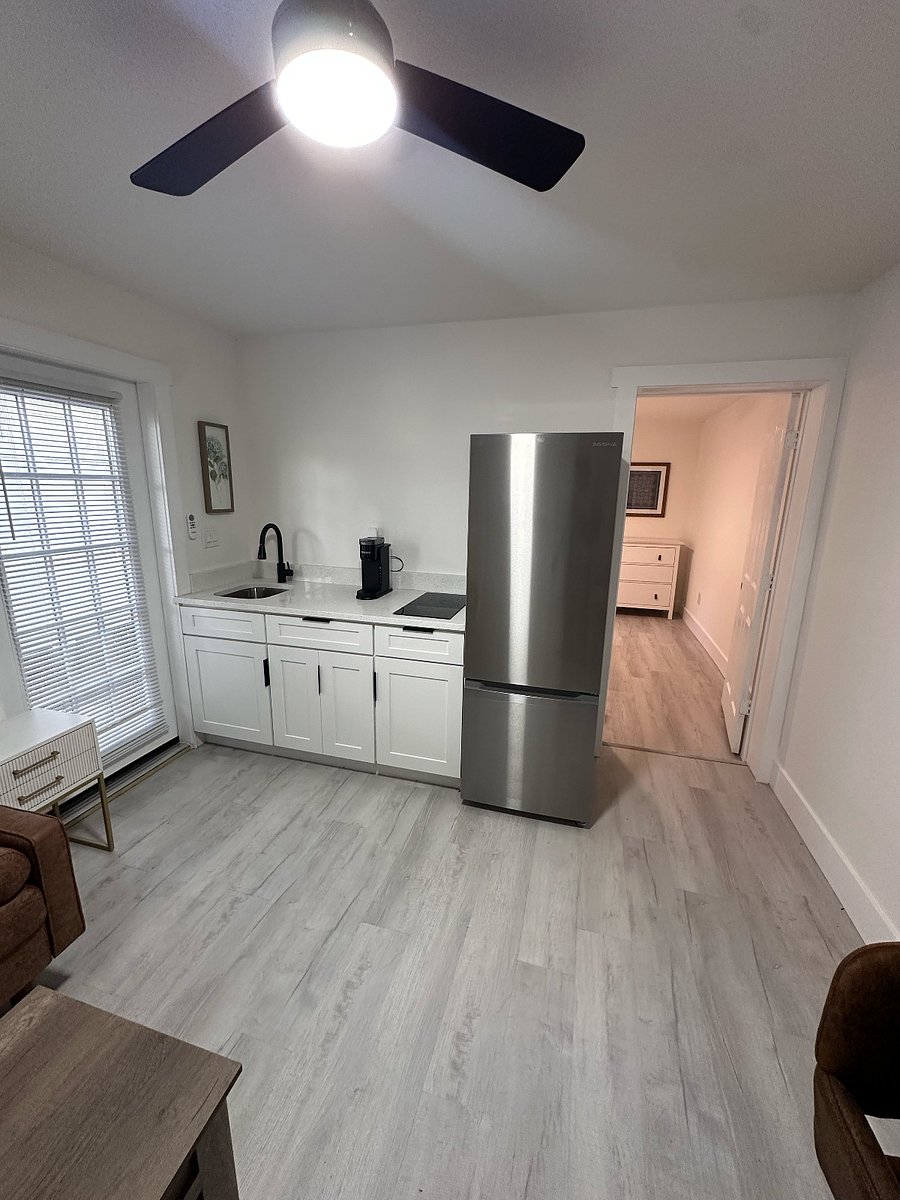 Furnished Finder property 880520_1 photo 10