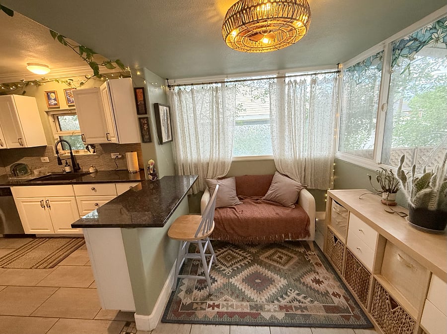 Sunroom off attached to kitchen - angle 1