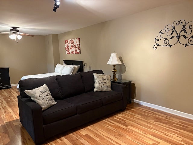 Furnished Finder property 880536_1 photo 13