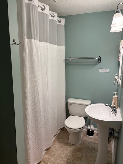 Furnished Finder property 880536_1 photo 17