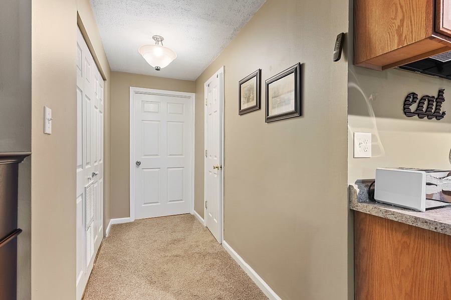 Furnished Finder property 880536_1 photo 25