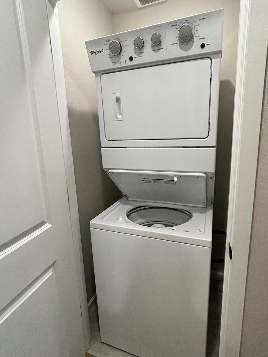 Furnished Finder property 880544_1 photo 9