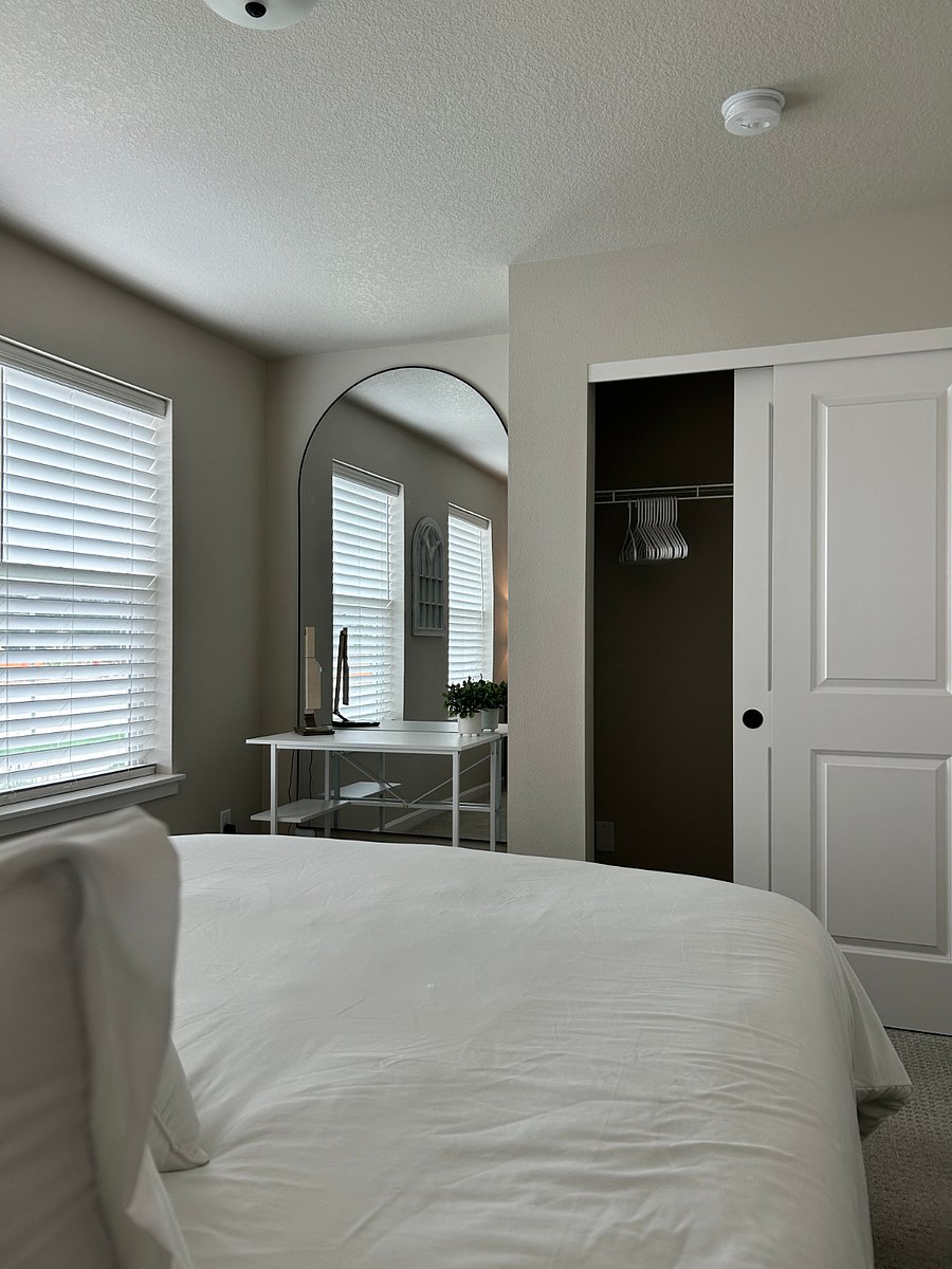 Furnished Finder property 880544_1 photo 11