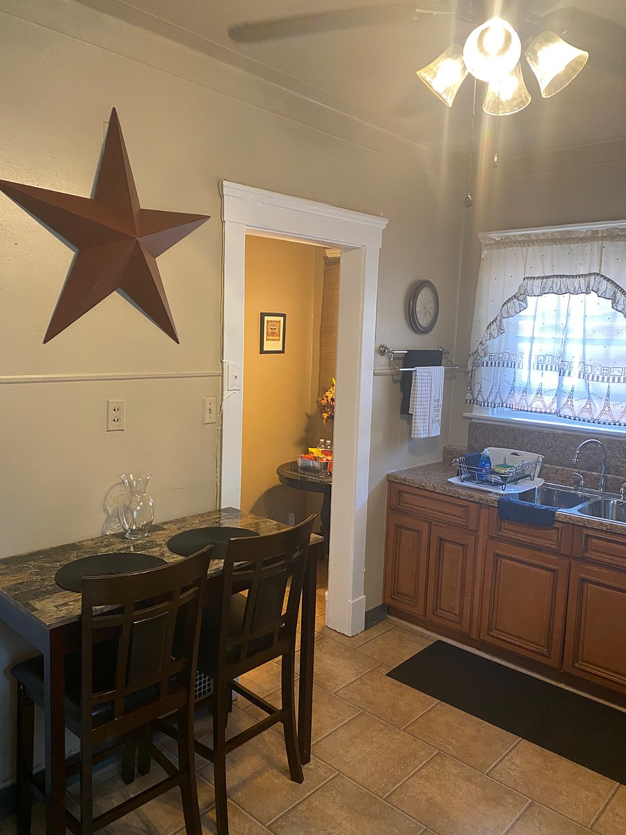 Furnished Finder property 880545_1 photo 8