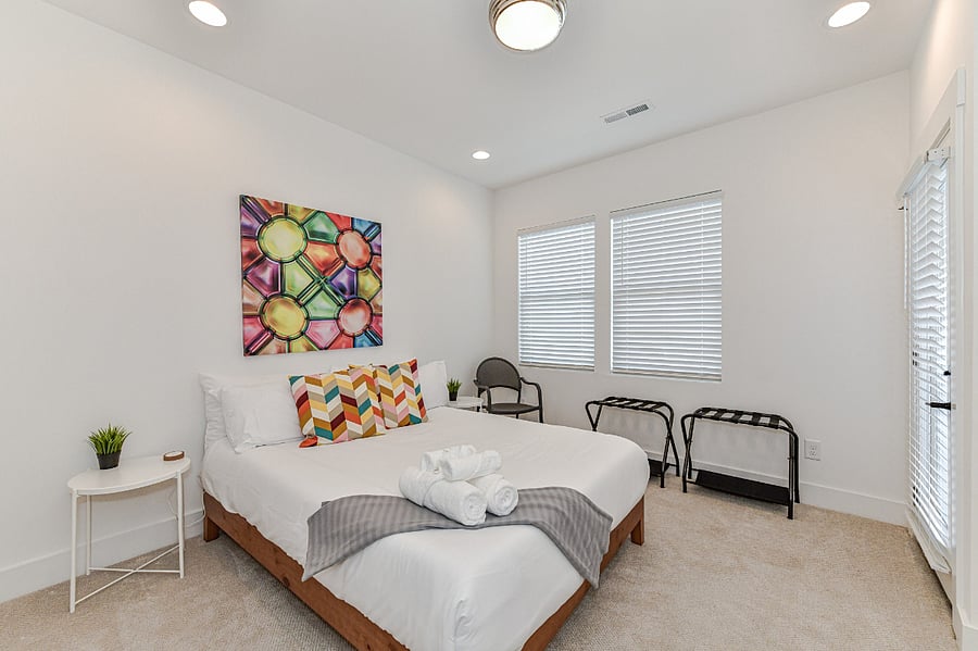 Furnished Finder property 880548_1 photo 15