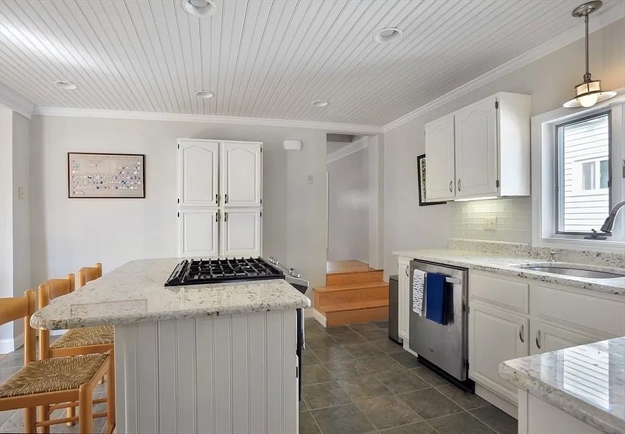 Furnished Finder property 880550_1 photo 7