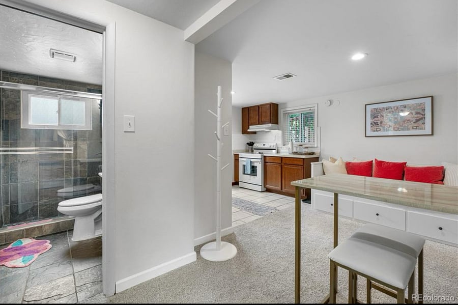 Furnished Finder property 880552_1 photo 7
