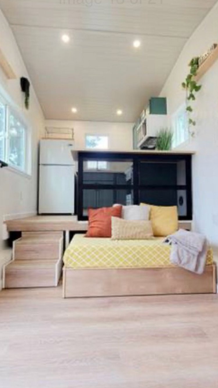 Furnished Finder property 880553_1 photo 4