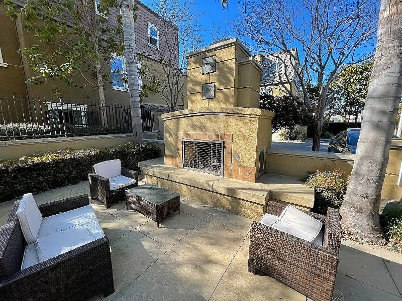 Furnished Finder property 880567_1 photo 10