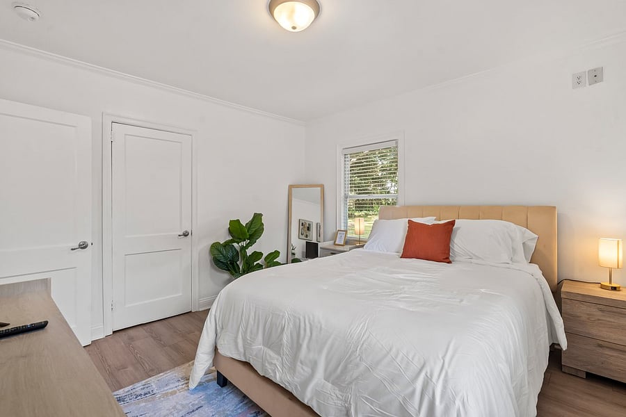 Furnished Finder property 880576_1 photo 7