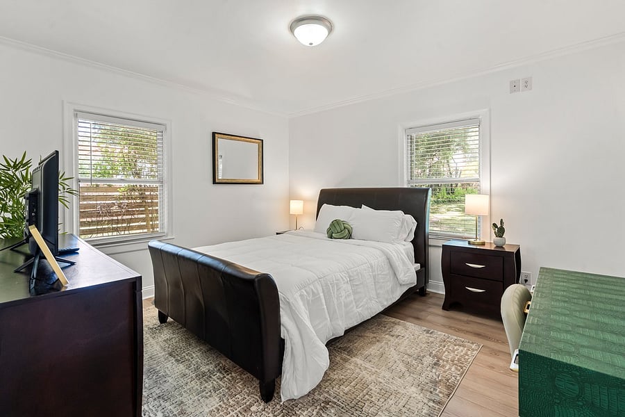 Furnished Finder property 880576_1 photo 10