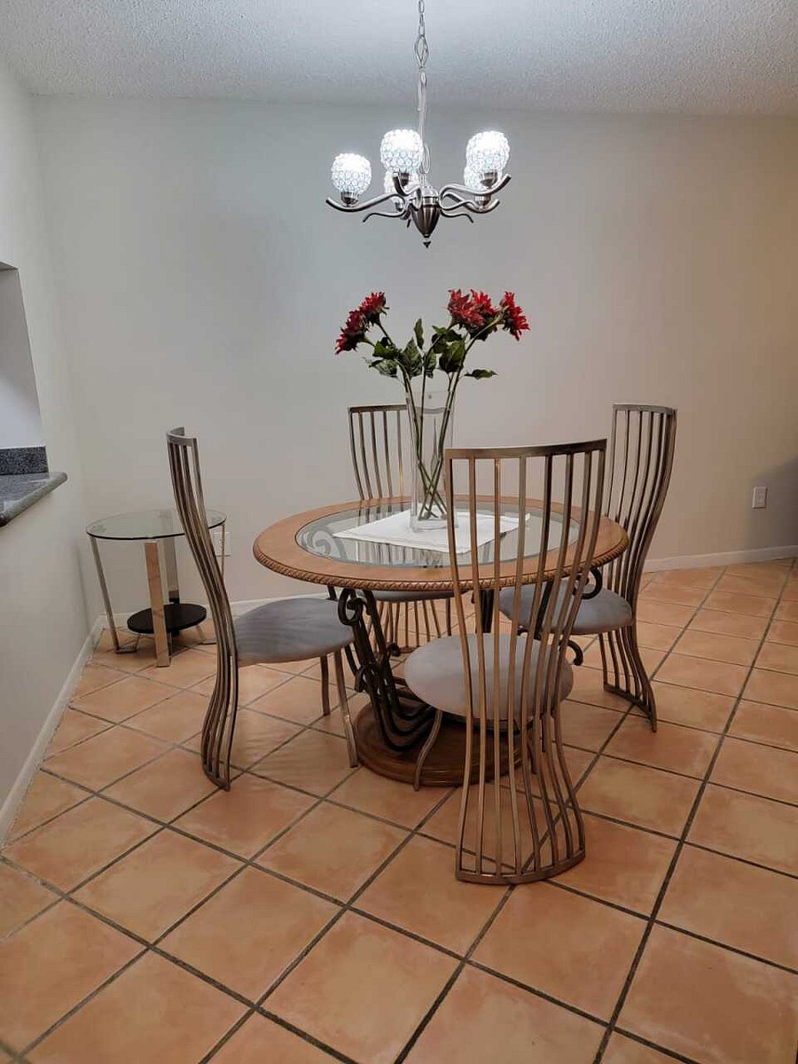 Furnished Finder property 880586_1 photo 3