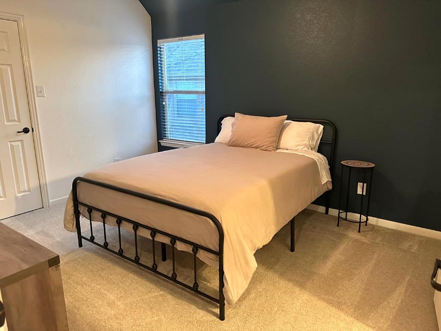 Furnished Finder property 880596_1 photo 20