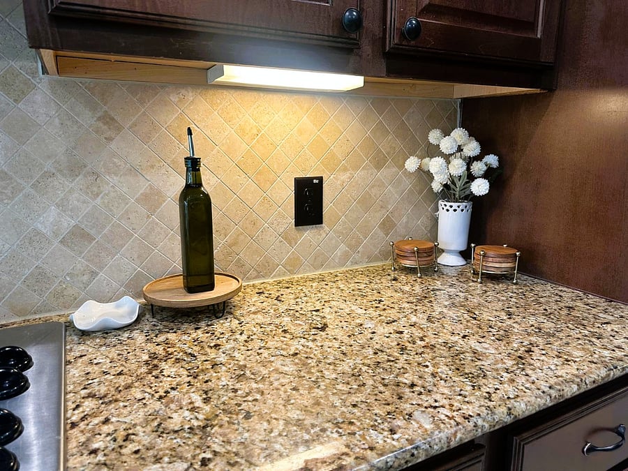 Furnished Finder property 880596_1 photo 10