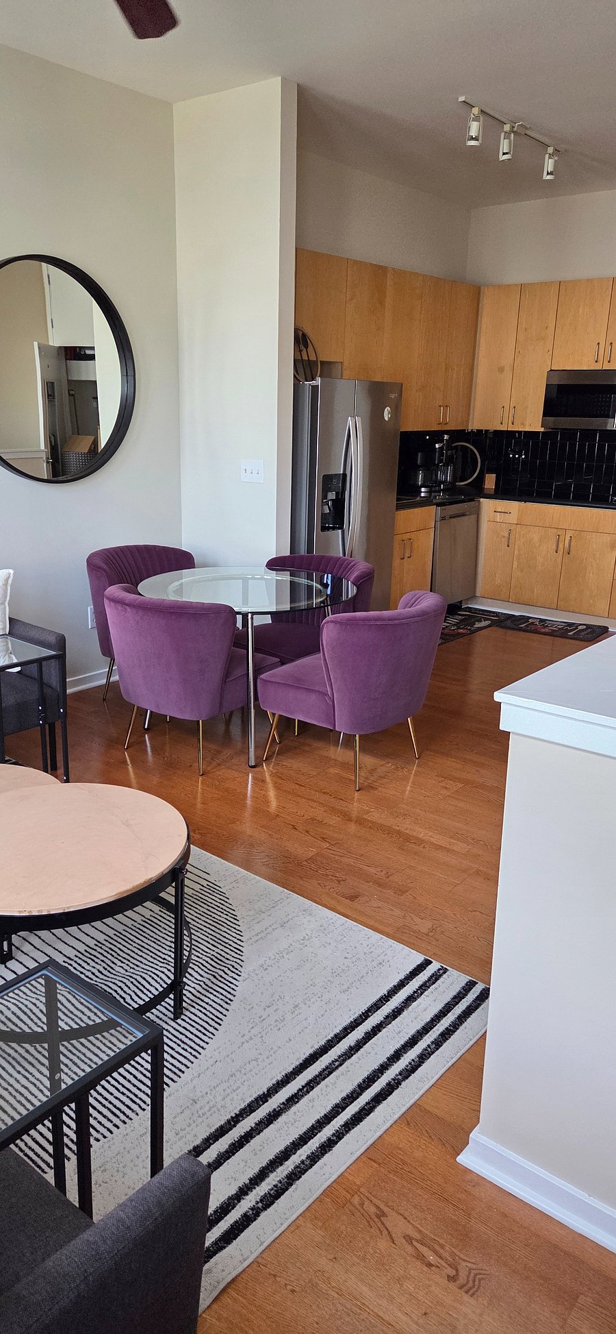 Furnished Finder property 880598_1 photo 3