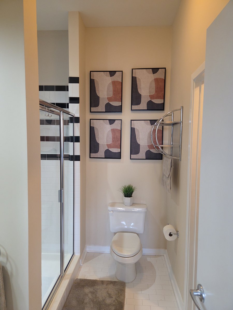 Furnished Finder property 880598_1 photo 13