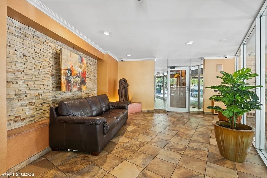 Furnished Finder property 880633_1 photo 4