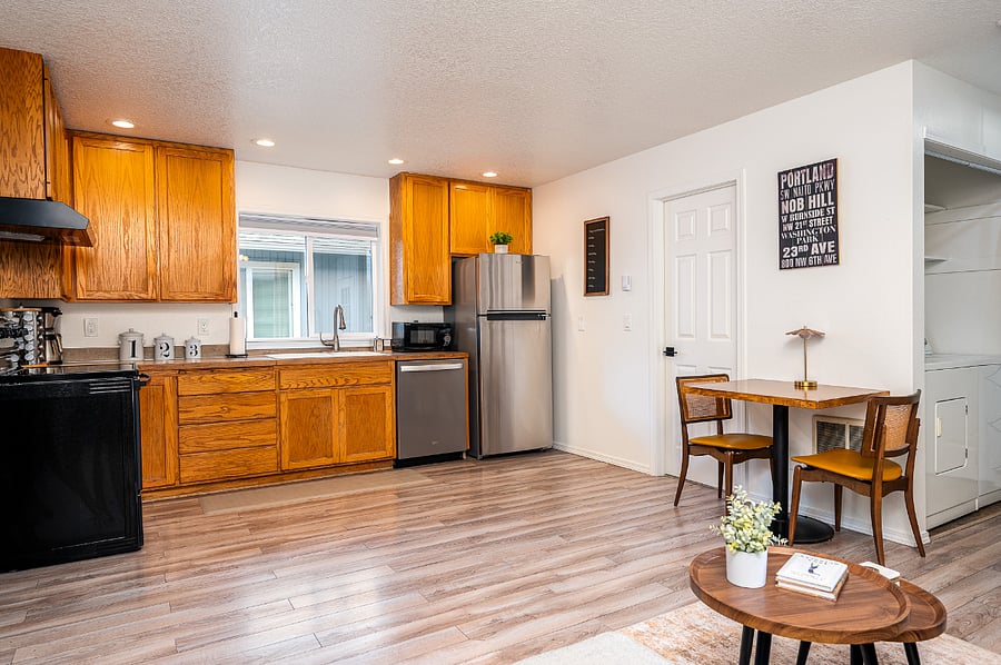 Furnished Finder property 880638_1 photo 11