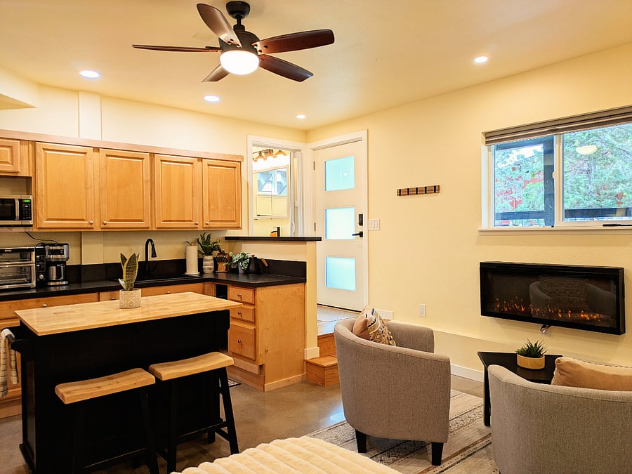 Furnished Finder property 880639_1 photo 12