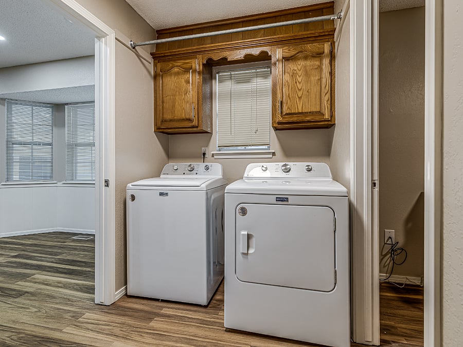 Furnished Finder property 880651_1 photo 17