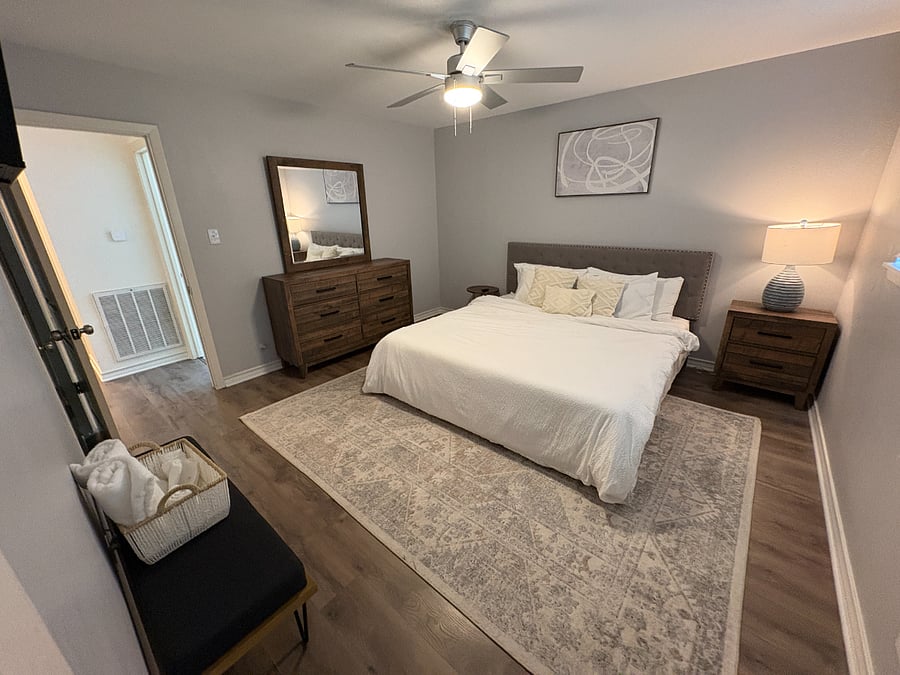 Furnished Finder property 880657_1 photo 12