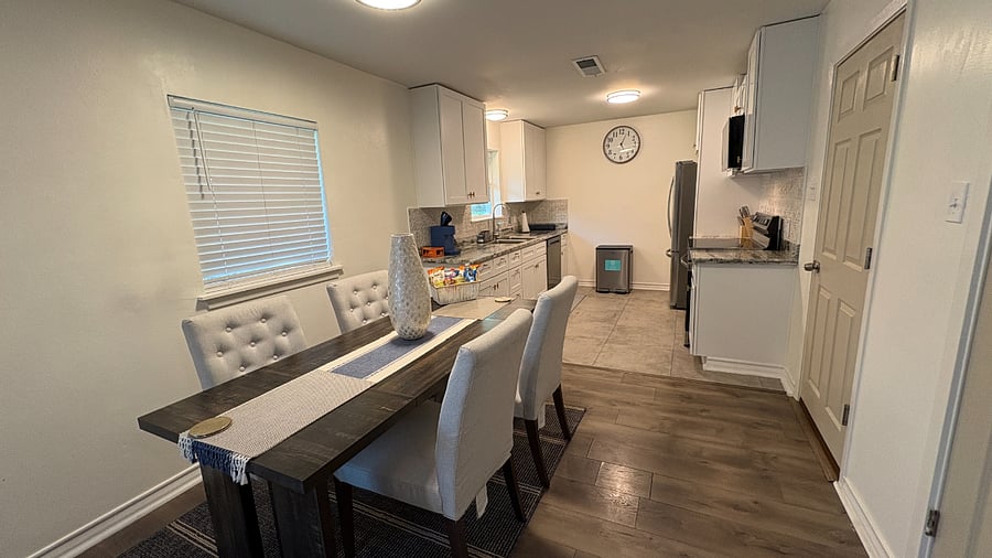 Furnished Finder property 880657_1 photo 13