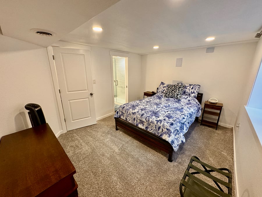 Furnished Finder property 880665_1 photo 35