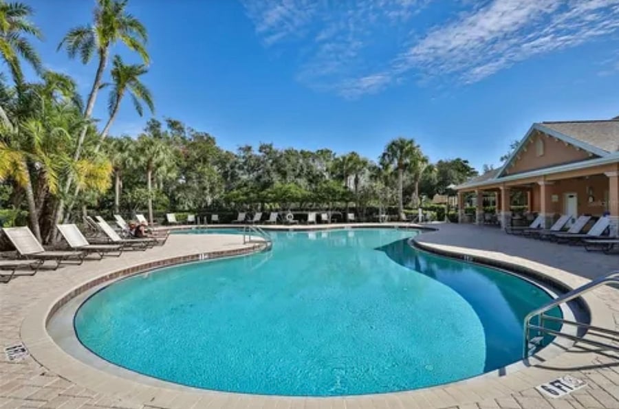Furnished Finder property 880670_1 photo 16