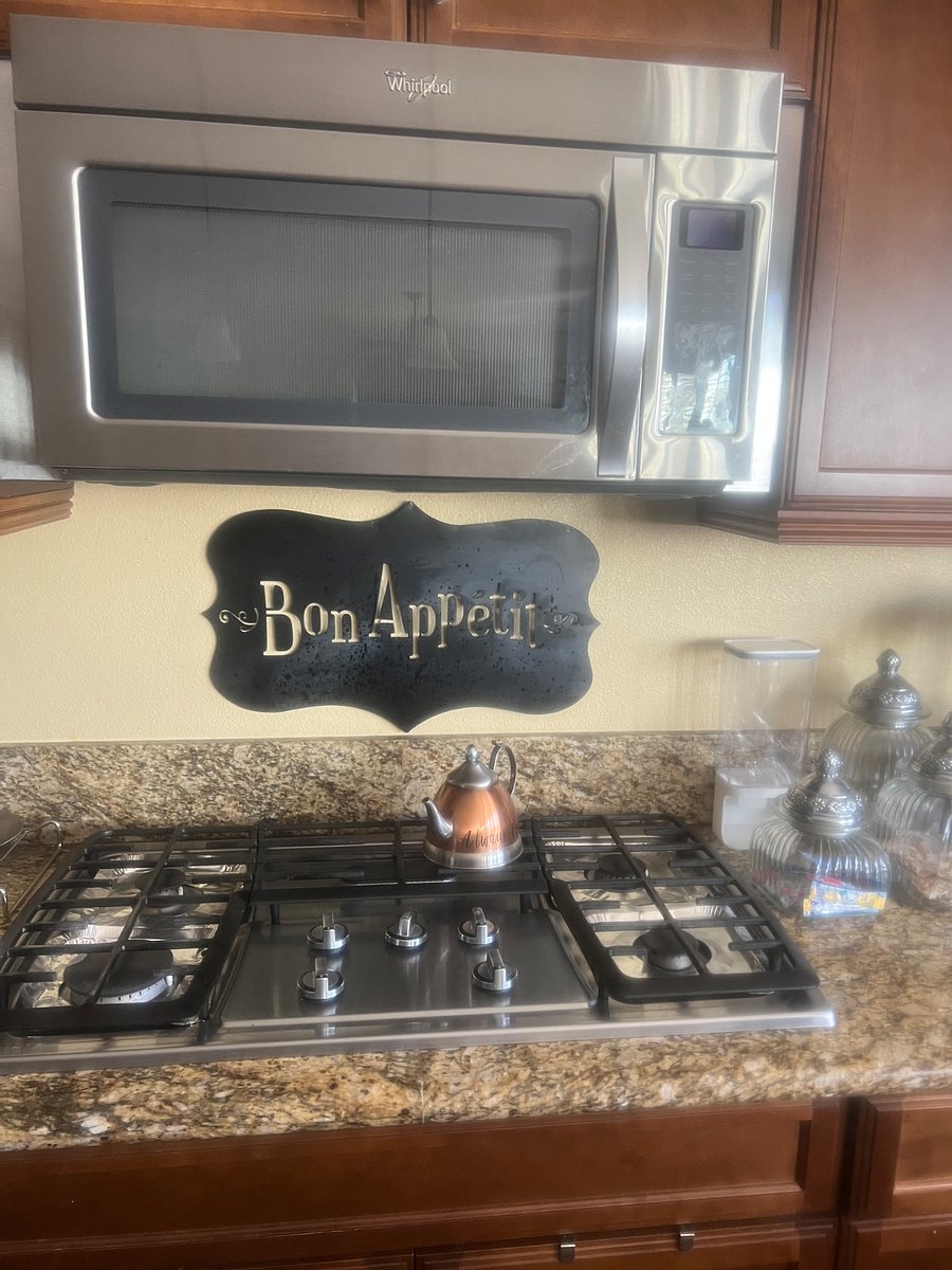 Furnished Finder property 880672_1 photo 3