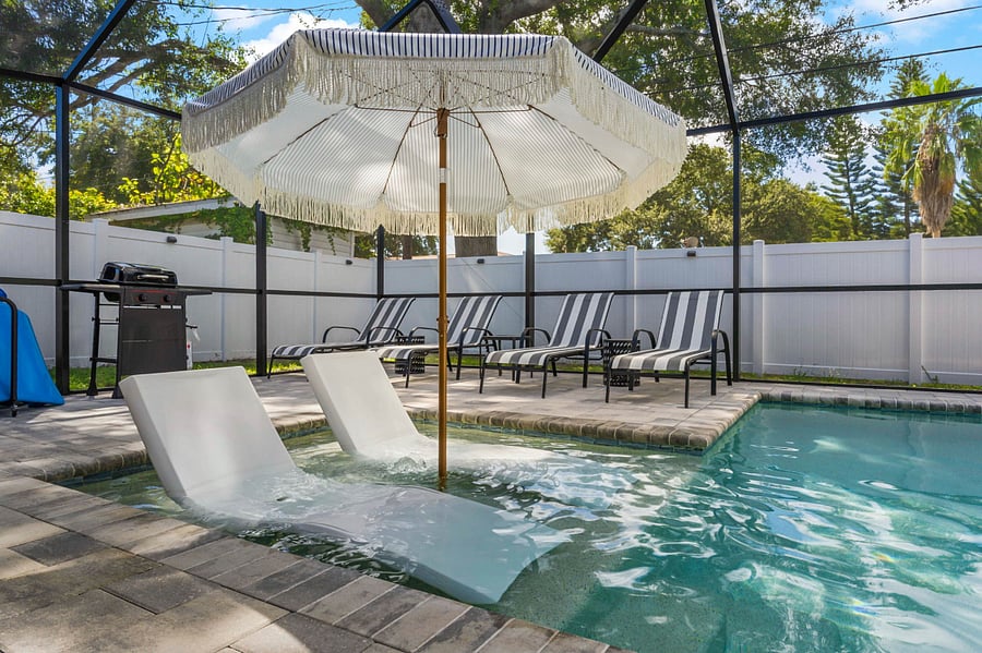 Furnished Finder property 880674_1 photo 16