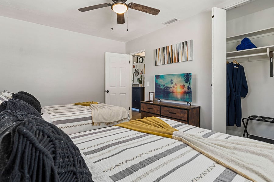 Furnished Finder property 880674_1 photo 15
