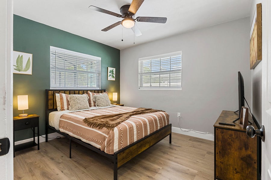 Furnished Finder property 880674_1 photo 12
