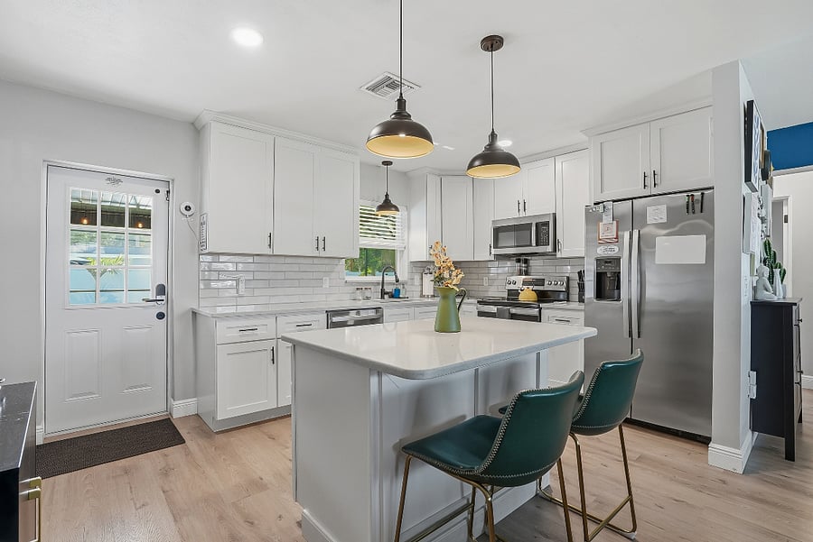 Furnished Finder property 880674_1 photo 24