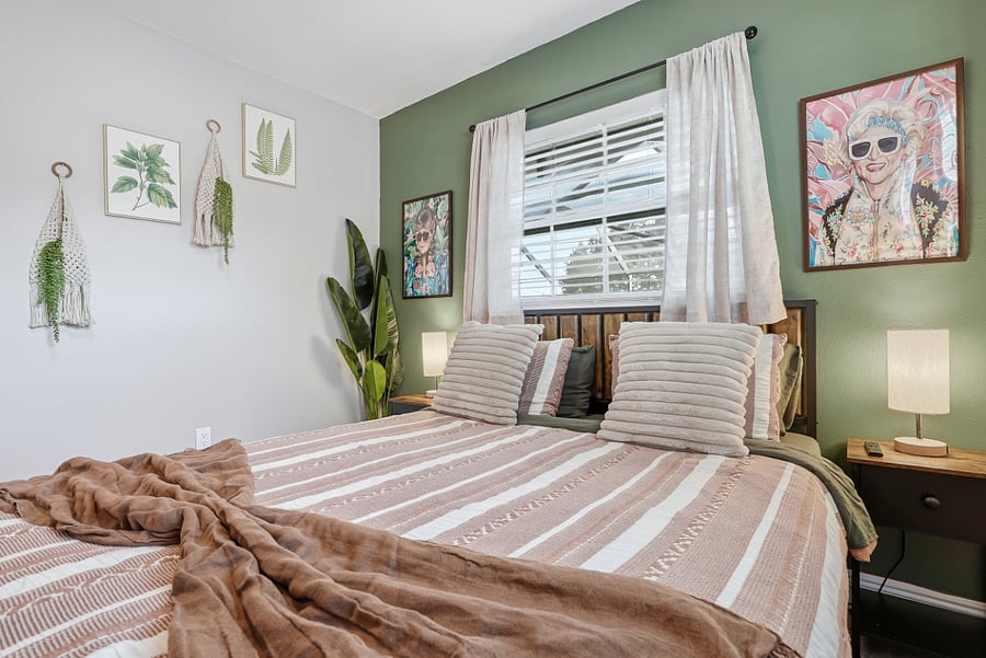 Furnished Finder property 880674_1 photo 45