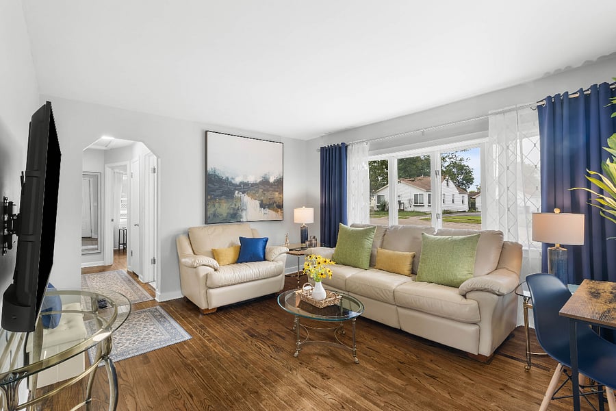 Furnished Finder property 880680_1 photo 1