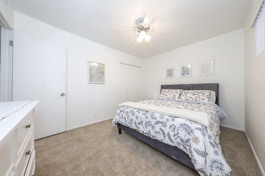 Queen bed