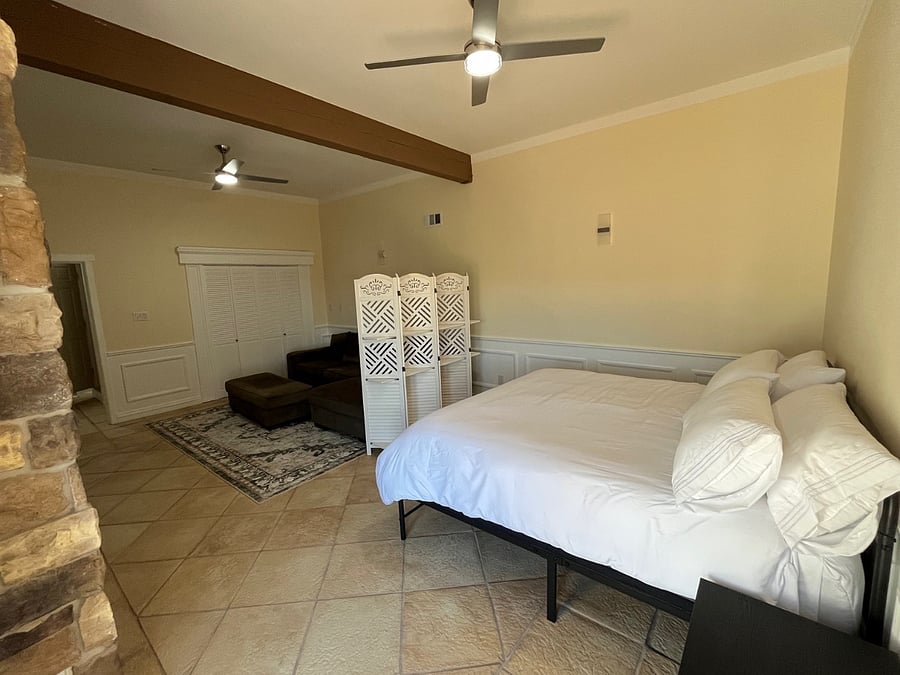 Furnished Finder property 880690_1 photo 6