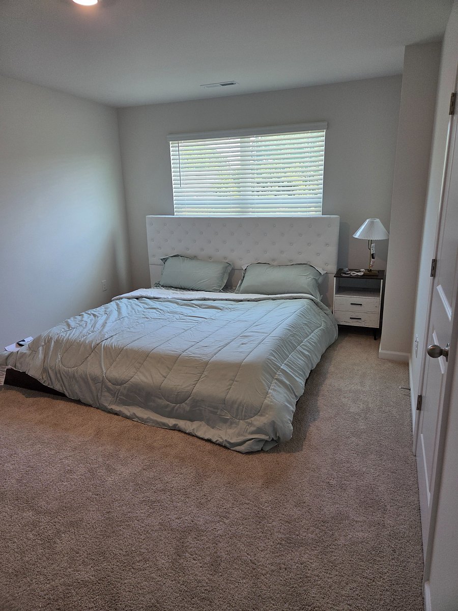 Furnished Finder property 880691_1 photo 3