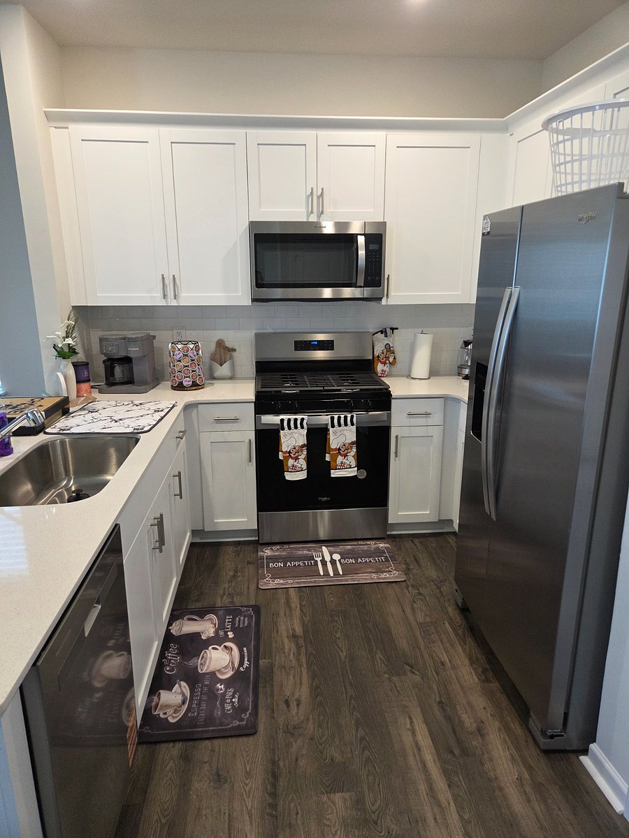 Furnished Finder property 880691_1 photo 6
